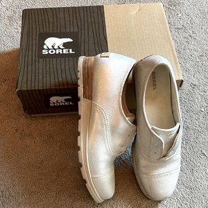 Sorrel slip on Oxford shoes